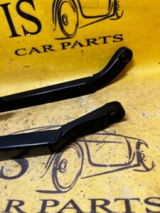 KOMPLET RAMIONA PIÓRA WYCIERACZEK AUDI A8 D4