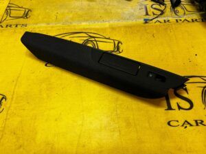 PODŁOKIETNIK PANEL PRZEŁĄCZNIK SZYBY DRZWI TYŁ LEWY VW TOUAREG 7P