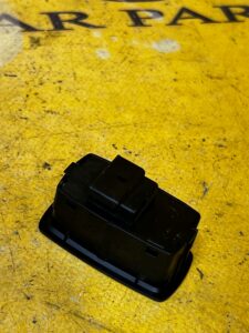 PRZYCISK PRZEŁĄCZNIK ALARMU PORSCHE CAYENNE II 7P5