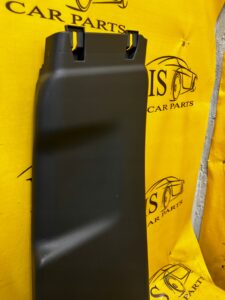 OSŁONA POSZYCIE SŁUPKA B PRAWA LR RANGE ROVER EVOQUE II L551