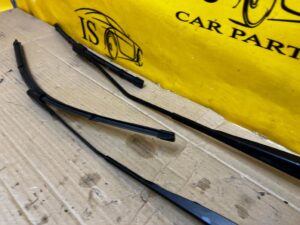 KOMPLET RAMIONA WYCIERACZKI PRZÓD DACIA DOKKER RENAULT EXPRESS II EU