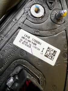 LUSTERKO ZEWNĘTRZNE LEWE 9 PIN FORD KUGA MK3 LIFT EU SOLAR SILVER