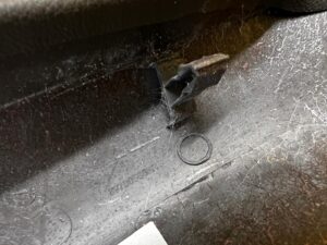 PODŁOKIETNIK POSZYCIE OSŁONA SKÓRA PRAWY PRAWA RENAULT ESPACE V