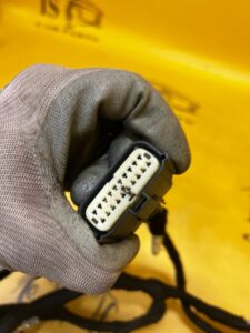 WIĄZKA INSTALACJA PODSUFITKI DACHU FORD BRONCO 21-