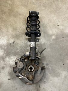 ZWROTNICA AMORTYZATOR PRZÓD PRAWY CITROEN DS7 CROSSBACK X74 2.0 BLUE HDI