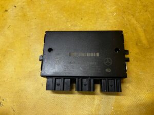 MODUŁ STEROWNIK HAKA HOLOWNICZEGO MERCEDES GL X166