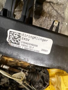 STELAŻ MOCOWANIE RURA KONSOLI DESKI ROZDZIELCZEJ TESLA MODEL 3 PRZEDLIFT