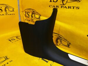 PLASTIK OSŁONA PROGU SŁUPKA A PRZÓD PRAWA PRAWY AUDI A8 D4 4H