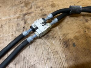 PRZEWODY OLEJOWE SKRZYNI BIEGÓW MERCEDES GLS X166 450 3.0 B V6