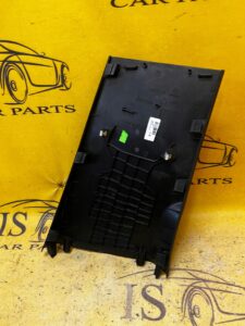 OSŁONA POSZYCIE SŁUPKA ŚRODKOWEGO B LEWA LEWE RENAULT CLIO V