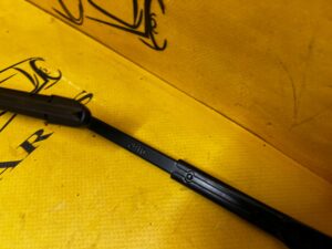 KOMPLET RAMIONA WYCIERACZKI PRZÓD SUBARU FORESTER VI SL 25- EU