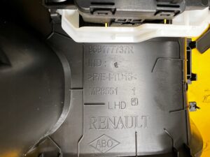 UCHWYT NA KUBEK DEKOR TUNELU PRZEŁĄCZNIK HAMULCA DACIA JOGGER SANDERO III