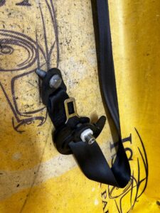 USZKODZONY PAS BEZPIECZEŃSTWA PRZÓD PRAWY PEUGEOT 508 I LIFT SW KOMBI