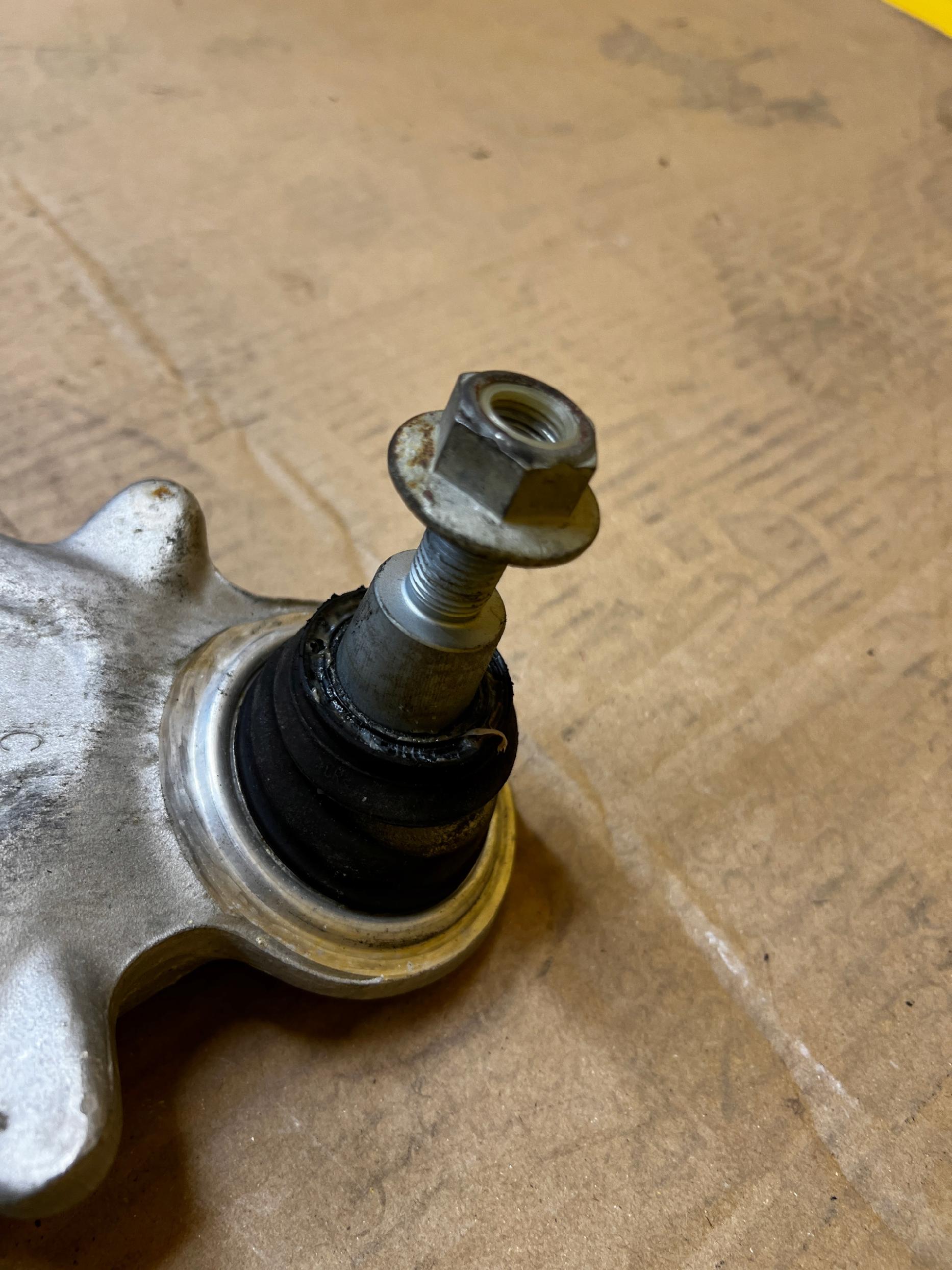 NOWY WAHACZ DOLNY PRZÓD PRAWY FORD BRONCO 21-