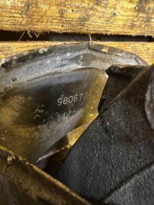 PIASTA ZWROTNICA TARCZA PRZÓD LEWY CITROEN C4 PICASSO II PEUGEOT 308 II