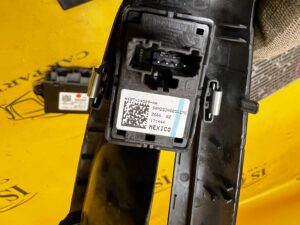 PANEL PRZEŁĄCZNIK SZYBY DRZWI PRZÓD PRAWY FORD FIESTA MK8 EU