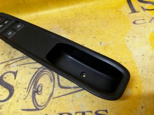 PANEL PRZEŁĄCZNIK SZYB KIEROWCY DACIA SANDERO III 2021R