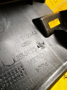 OSŁONA TAPICERKA KLAPY TYŁ BAGAŻNIKA GÓRNA LEWA FORD EXPLORER MK6