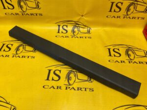 OSŁONA LISTWA PROGU DRZWI FORD FIESTA MK7