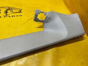 POSZYCIE OSŁONA OBUDOWA SŁUPKA PRZÓD A PRAWY RENAULT SCENIC IV