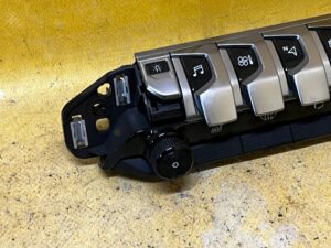 PANEL PRZEŁĄCZNIK RADIA NAWIEWU PEUGEOT 3008 II 5008 II