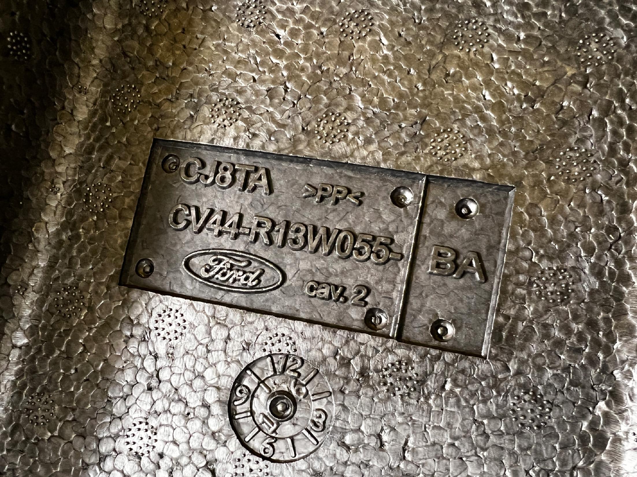 STYROPIAN WKŁAD WNĘKI BAGAŻNIKA FORD KUGA MK2