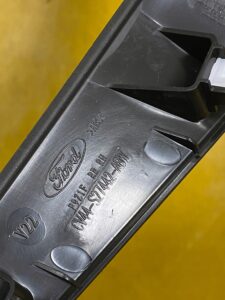 PRZEŁĄCZNIK SZYB RĄCZKA PRAWY TYŁ FORD KUGA MK2