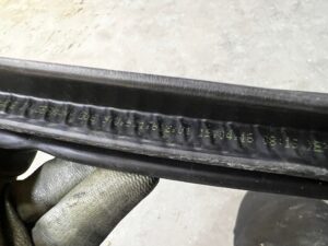 USZCZELKA MASKI POKRYWY SILNIKA PORSCHE PANAMERA 970 I LIFT