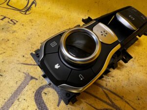 PANEL STEROWANIA NAWIGACJĄ PRZYCISK HAMULCA RĘCZNEGO RENAULT TALISMAN