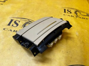 SCHOWEK POPIELNICZKA GNIAZDA ZAPALNICZKI 12V AUDI A8 D4 4H