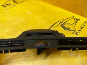 KRATKA GÓRNA NAWIEWU DESKI ROZDZIELCZEJ FORD FUSION LIFT USA