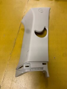 LEWA OSŁONA TAPICERKA SŁUPKA C KIA SORENTO III 3