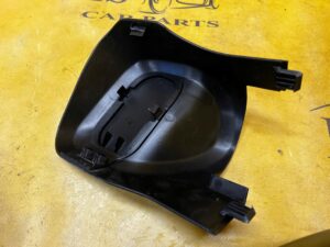 OSŁONA ZAŚLEPKA PROWADNICY FOTELA TYŁ PRAWY JEEP GRAND CHEROKEE WK2