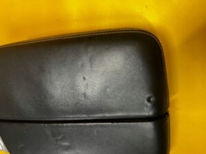 PODŁOKIETNIK TUNELU ŚRODKOWEGO SKÓRA AUDI SQ7 Q7 4M0