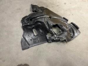 WYGŁUSZENIE NADKOLA BŁOTNIKA TYŁ PRAWY PORSCHE MACAN 95B