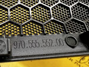 KRATKA ZAŚLEPKA GŁOŚNIKA DRZWI PRZÓD PRAWY BOSE PORSCHE PANAMERA 970 I LIFT