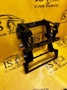 STELAŻ DESKI ROZDZIELCZEJ RANGE ROVER VOGUE L405