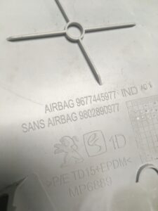 POSZYCIE OSŁONA TAPICERKA SŁUPKA B PEUGEOT 308 T9