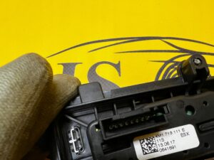 RAMKA ZMIANY BIEGÓW PRZYCISK HAMULCA POSTOJOWEGO START STOP AUDI SQ7 4M0