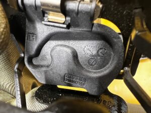 WSPORNIK MOCOWANIE KRATKI BAGAŻNIKA LEWE LEWY PORSCHE MACAN 95B