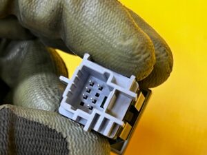 PRZYCISK PRZEŁĄCZNIK MARTWEGO POLA LUSTEREK BLIS DACIA DUSTER II 2