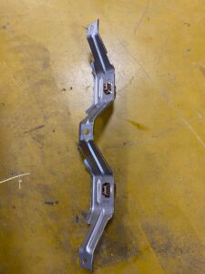 BLACHA MOCOWANIE RĄCZKI PODSUFITKI INFINITI Q50