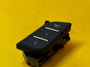 PANEL PRZYCISK PRZEŁĄCZNIK PAMIĘCI FOTELA KIEROWCY AUDI Q7 SQ7 4M0