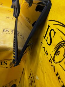 SZYBA KAROSERYJNA BŁOTNIKA TYŁ PRAWY RANGE ROVER EVOQUE L538 3D 2011R