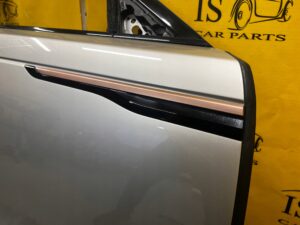 DRZWI PRAWA STRONA PRAWY PRZÓD TYŁ RANGE ROVER RANGE ROVER VELAR L560