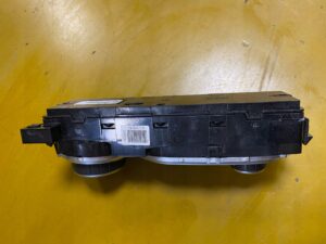 PANEL KLIMATYZACJI AUTOMAT DACIA SANDERO II LOGAN