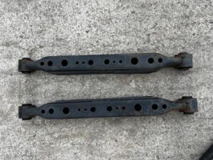 WAHACZ DOLNY TYŁ TYLNY LEWY PRAWY NISSAN X-TRAIL T32