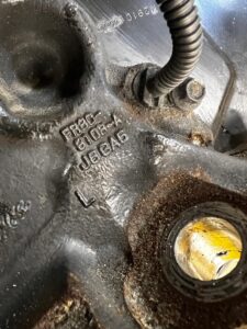 NOGA ZWROTNICA AMORTYZATOR PRZÓD LEWY FORD MUSTANG VI 3.7 RWD 2WD