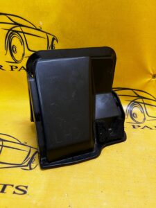 KRATKA WENTYLACYJNA LAND ROVER DISCOVERY V L550