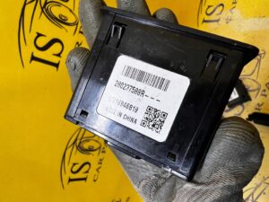 GNIAZDO PORT USB AUX RENAULT TALISMAN SCENIC IV